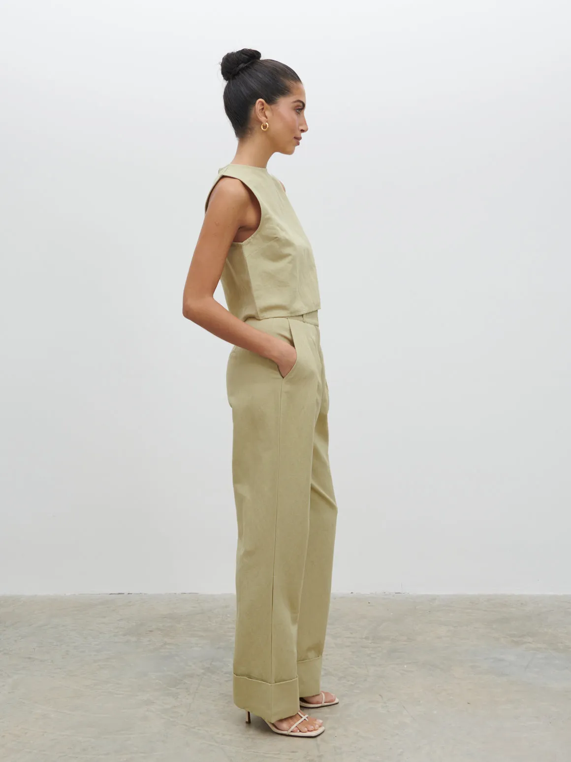 Bryony Boxy Linen Top - Olive