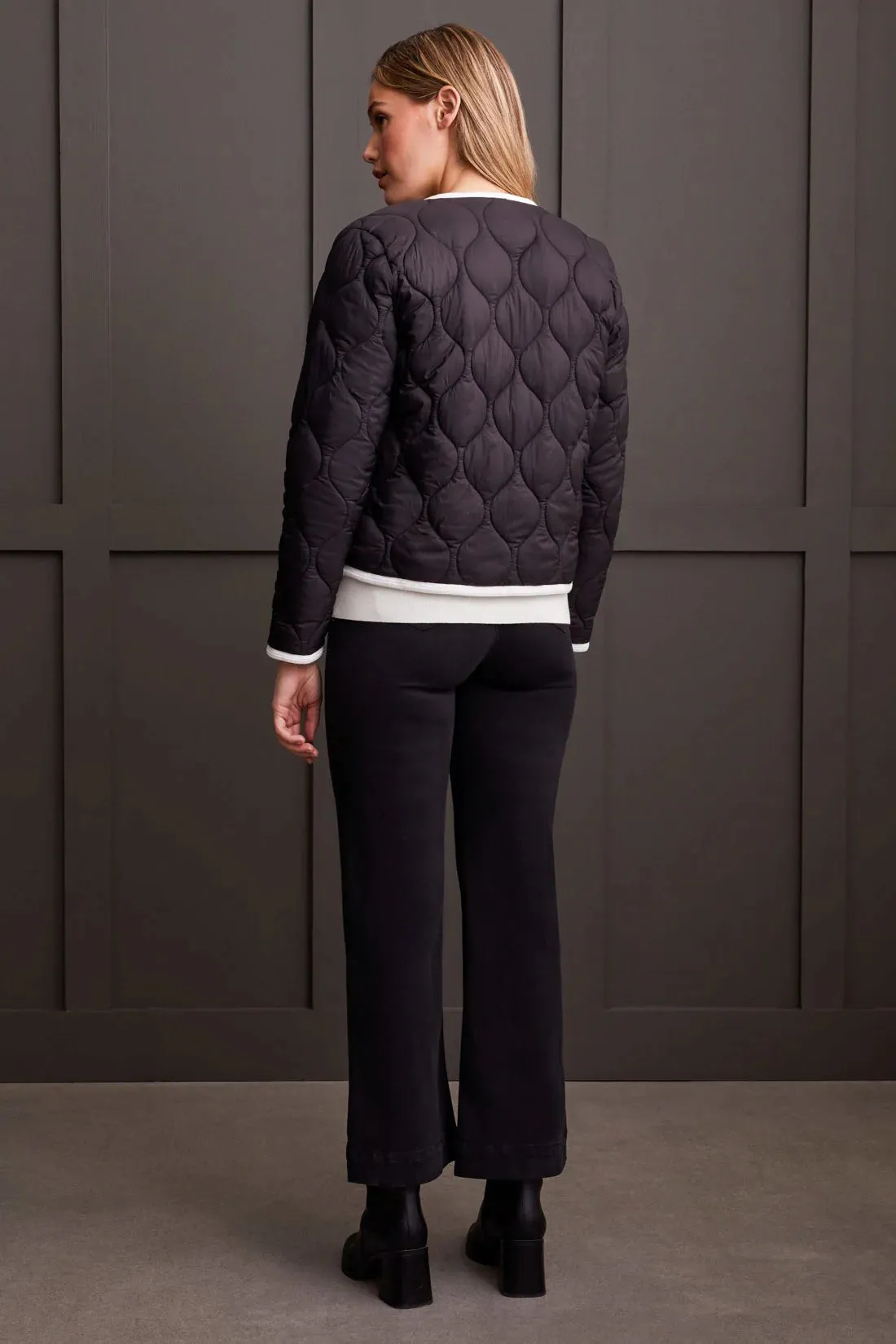 Long Sleeve Button Front Puffer Jacket [Black-1847O]