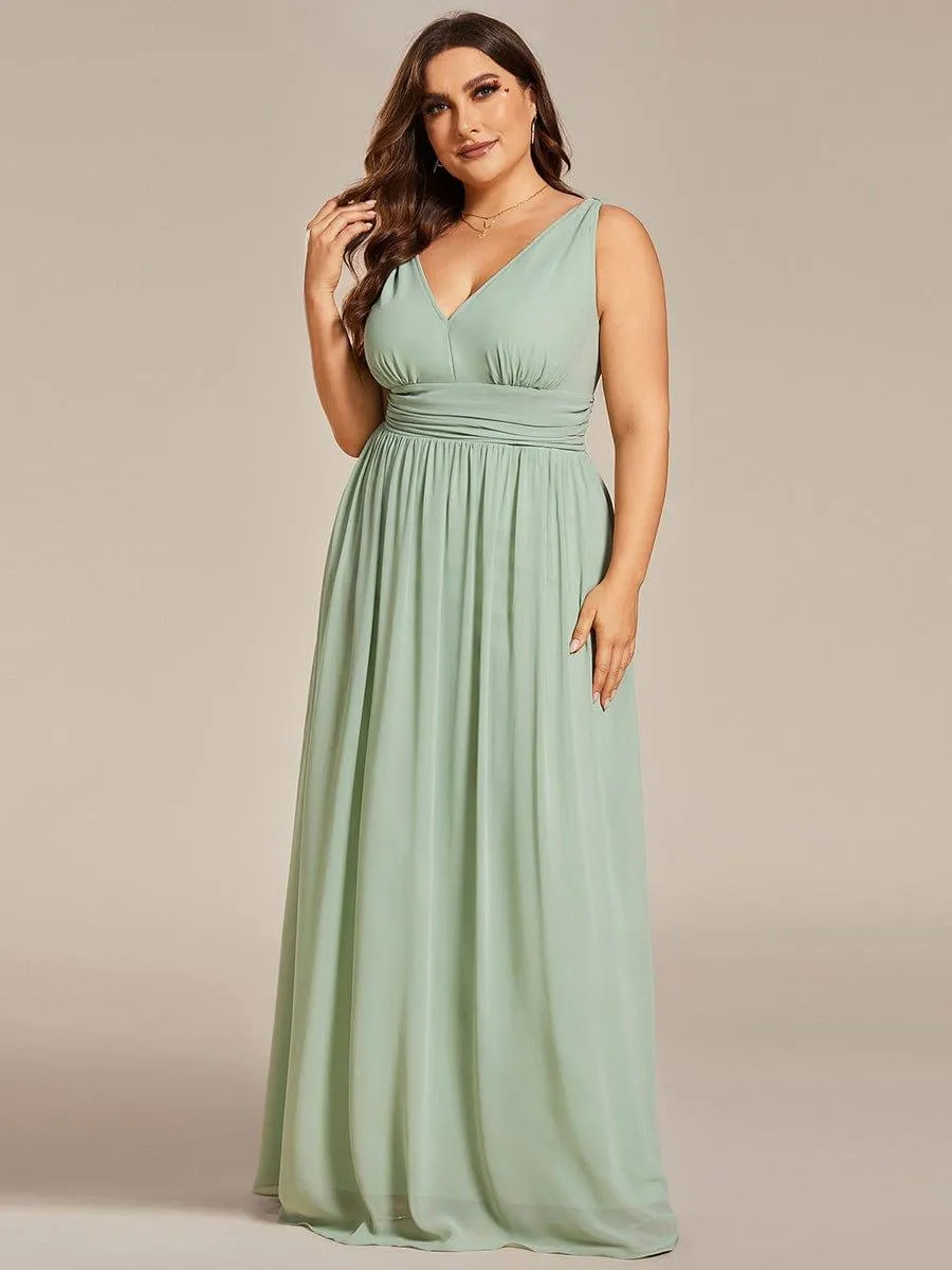 Plus Size Sleeveless V-Neck Chiffon Semi Bridesmaid Dress