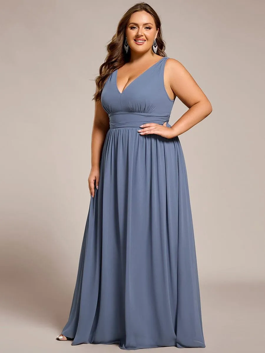 Plus Size Sleeveless V-Neck Chiffon Semi Bridesmaid Dress