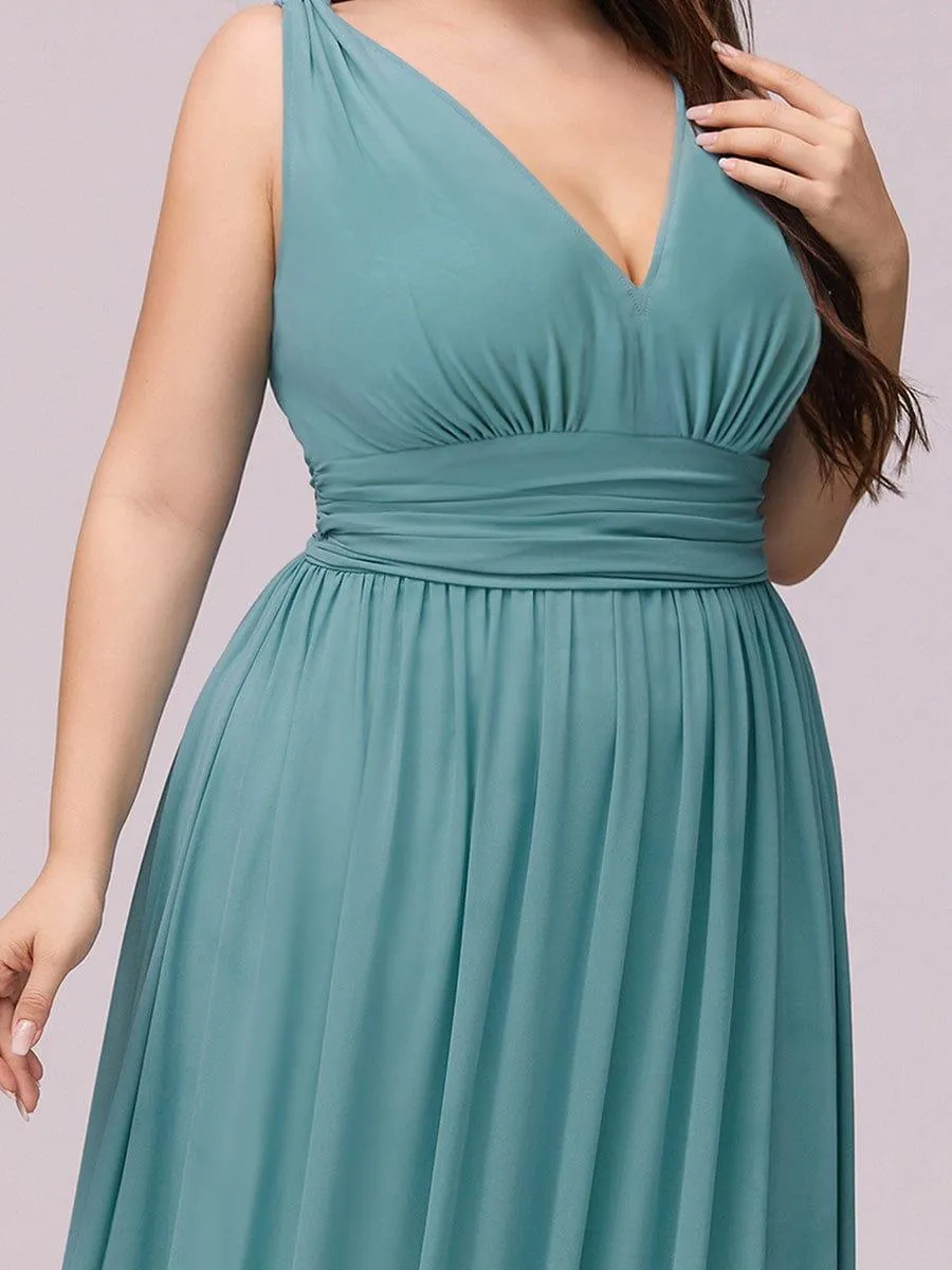 Plus Size Sleeveless V-Neck Chiffon Semi Bridesmaid Dress