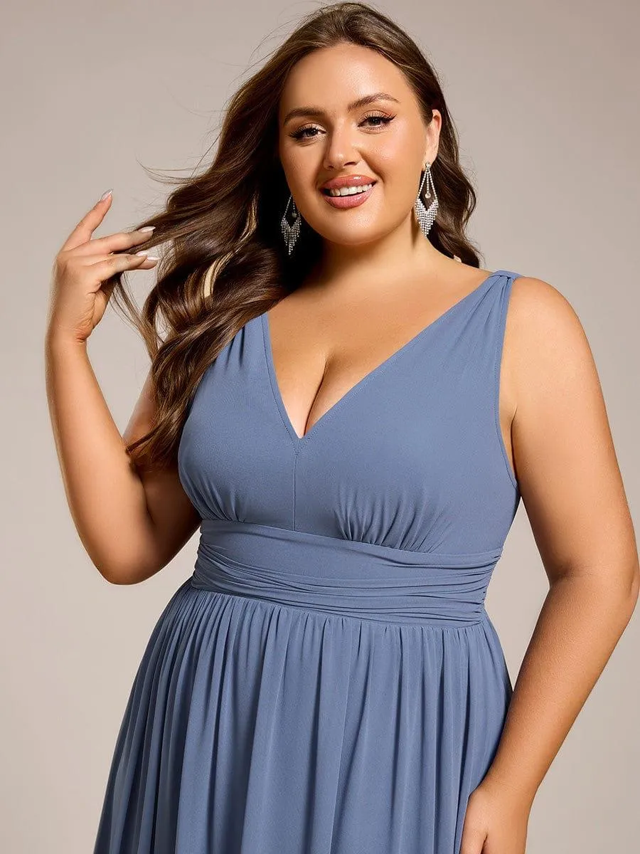 Plus Size Sleeveless V-Neck Chiffon Semi Bridesmaid Dress