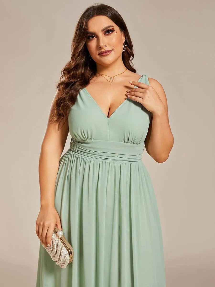Plus Size Sleeveless V-Neck Chiffon Semi Bridesmaid Dress