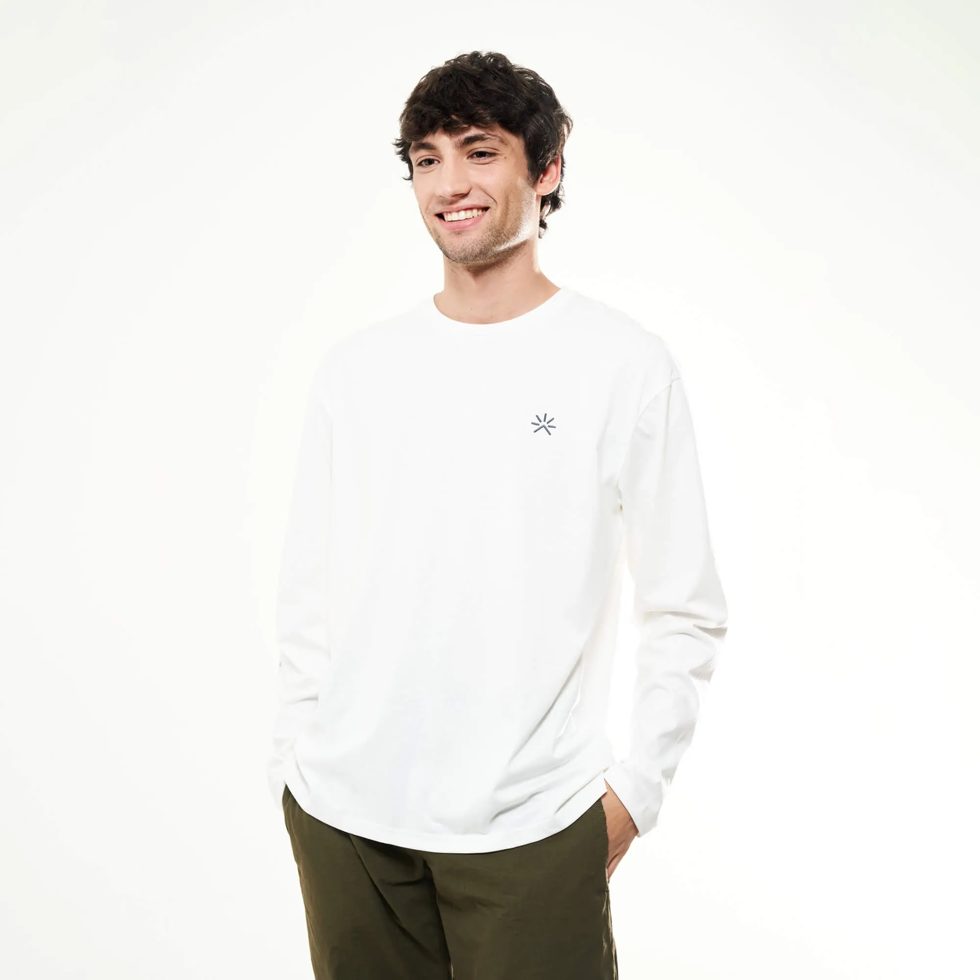 ProTravel™ LS Tee Core White