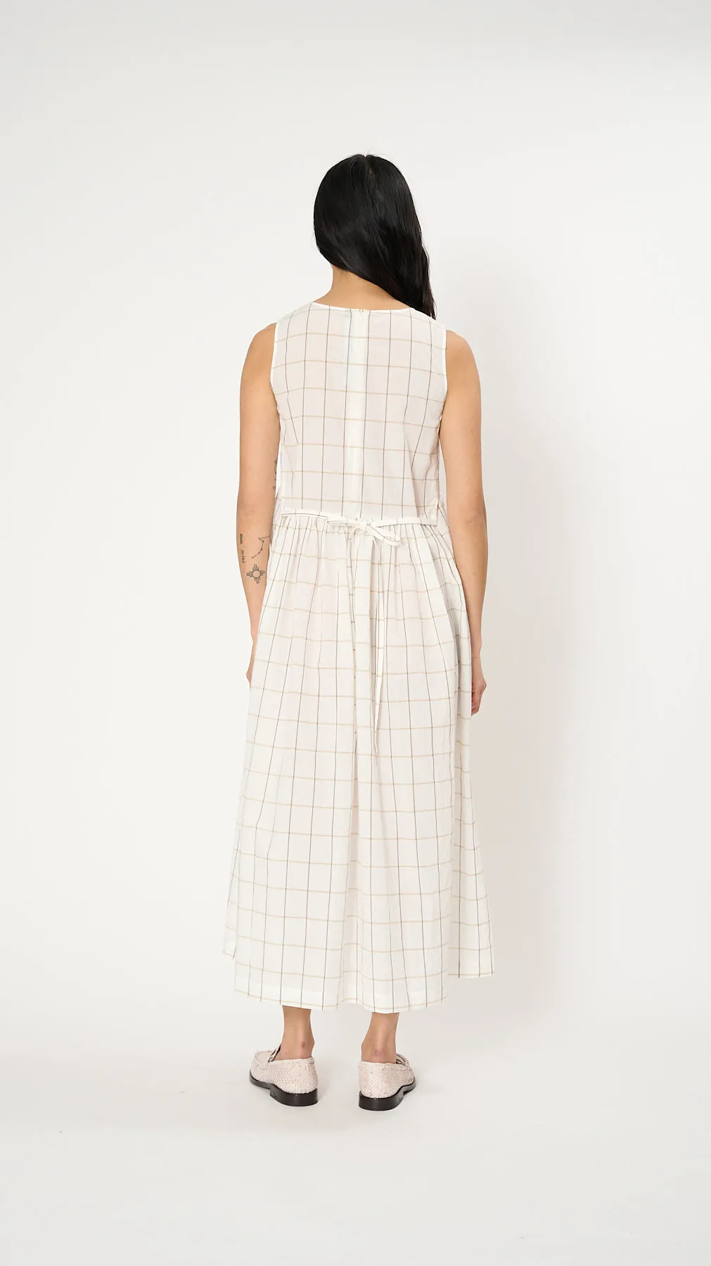 Sleeveless Check Dress in White Windowpane
