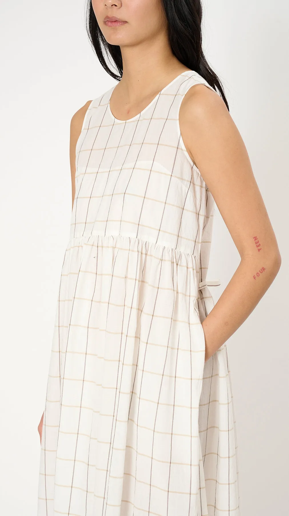 Sleeveless Check Dress in White Windowpane